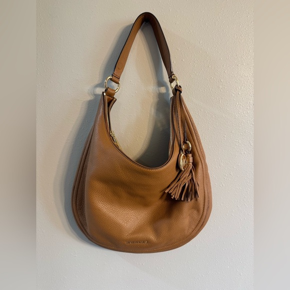 MICHAEL Michael Kors
Lydia Large Leather Hobo - Picture 2 of 13